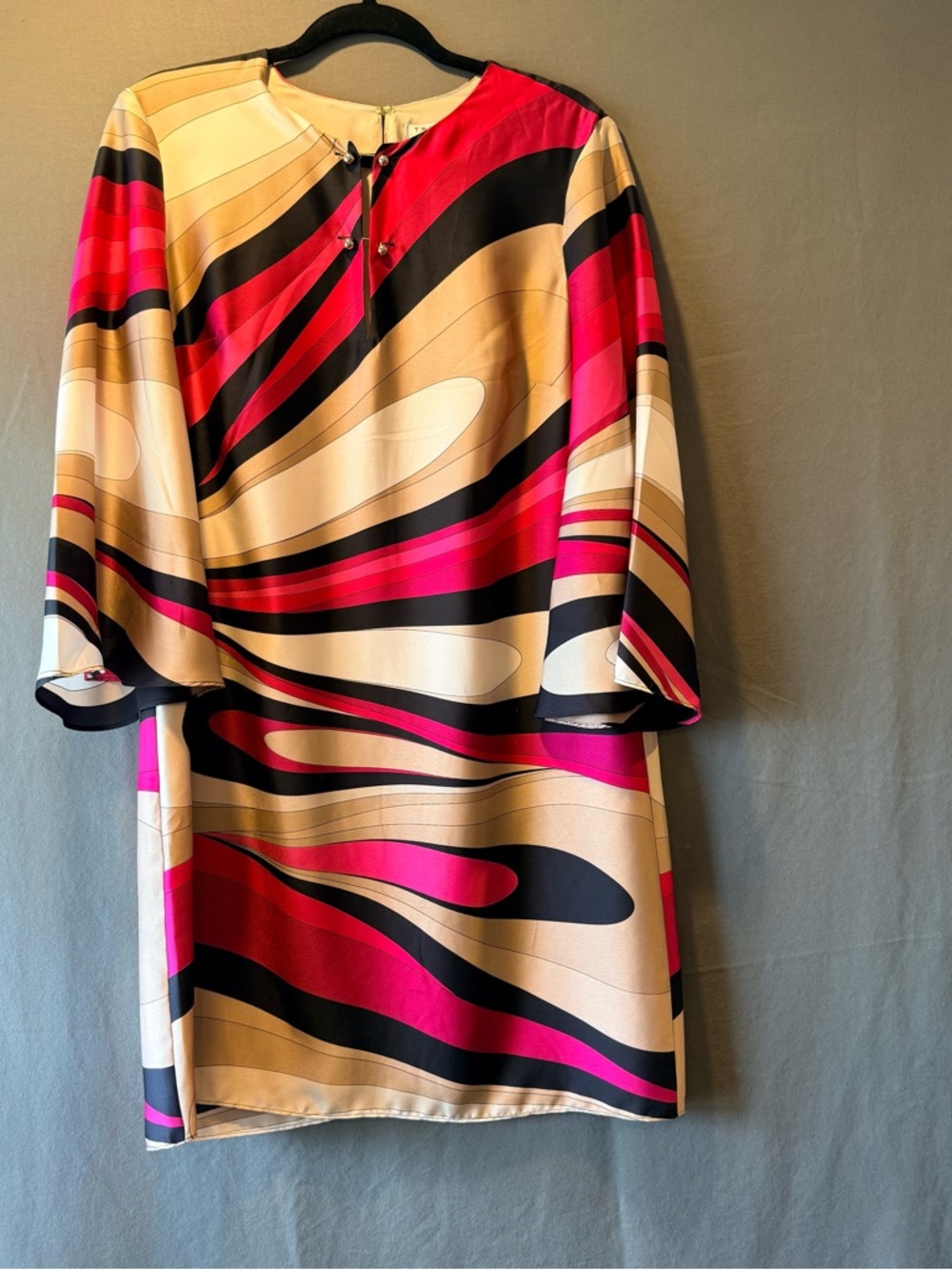 Trina Turk size 8 Bold Abstract Print Shift Dress in Pink, Black & Cream
